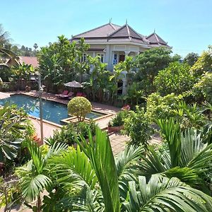 Sanna Villa Residence